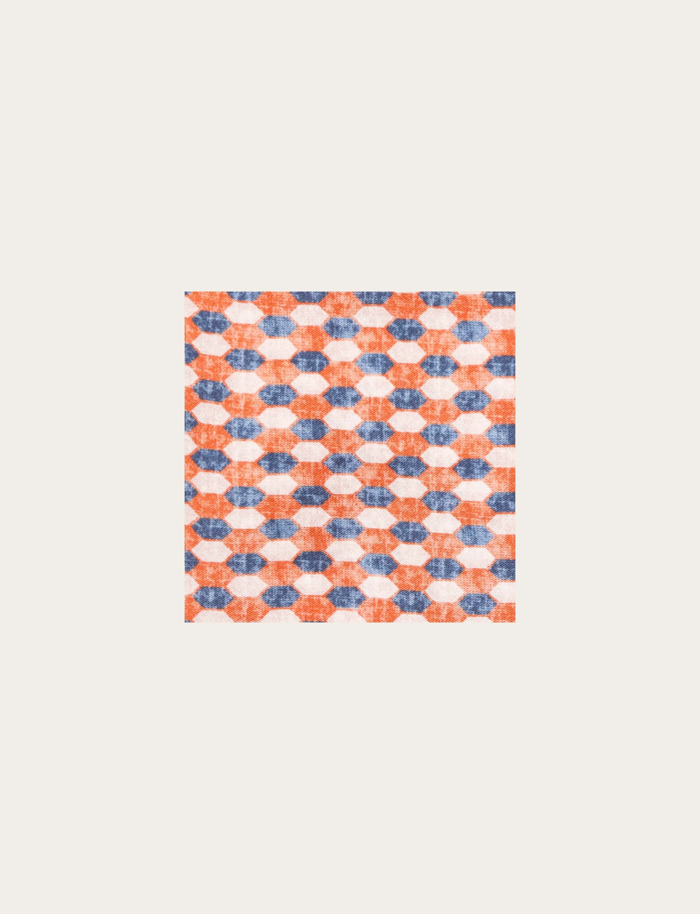Pochette in seta con disegno geometrico